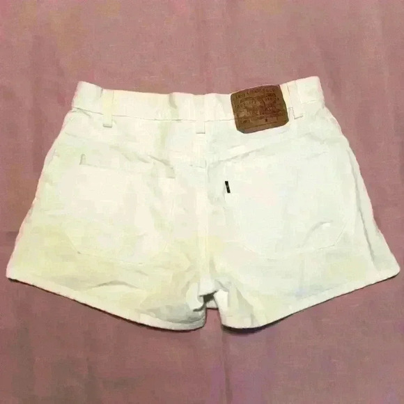 VTG 90s Levi’s White Black Tab Summer Shorts - Picture 1 of 7